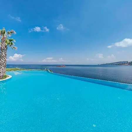 The Elysium Resort 2*